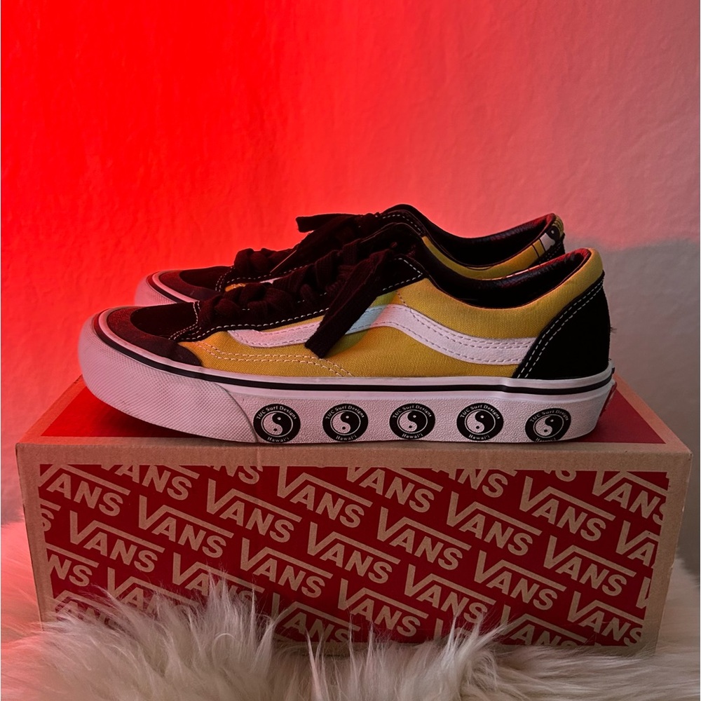 T&C Surf Design UNISEX Yin&Yang Vans - Picture 6 of 10